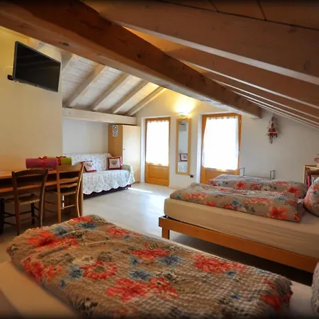 בית הארחה Camere Nordest Sudest Dolomiti 3*